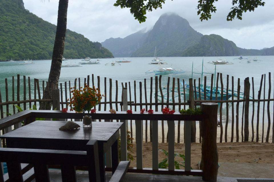 Periking El Nido Bed and Breakfast Exteriör bild